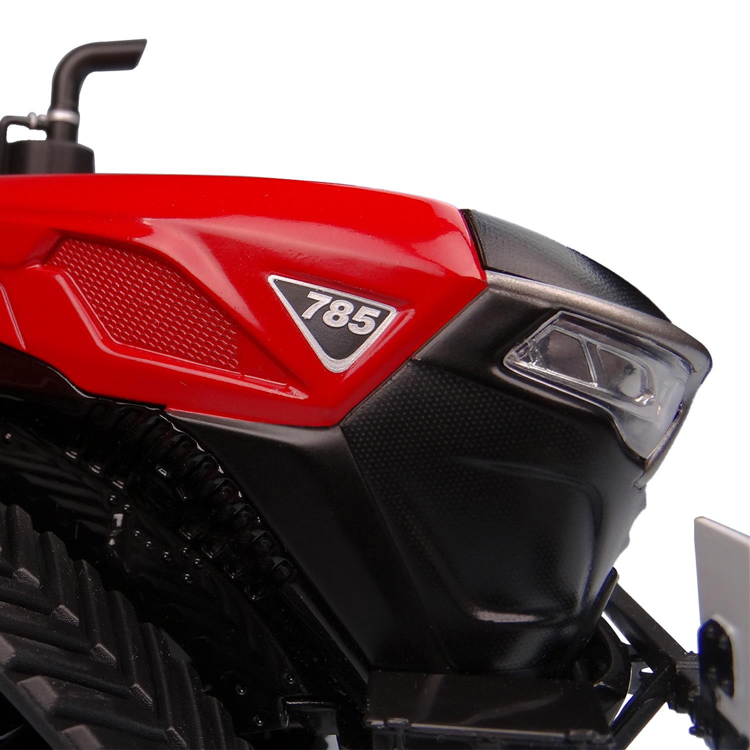 Modell Quadtrac 785