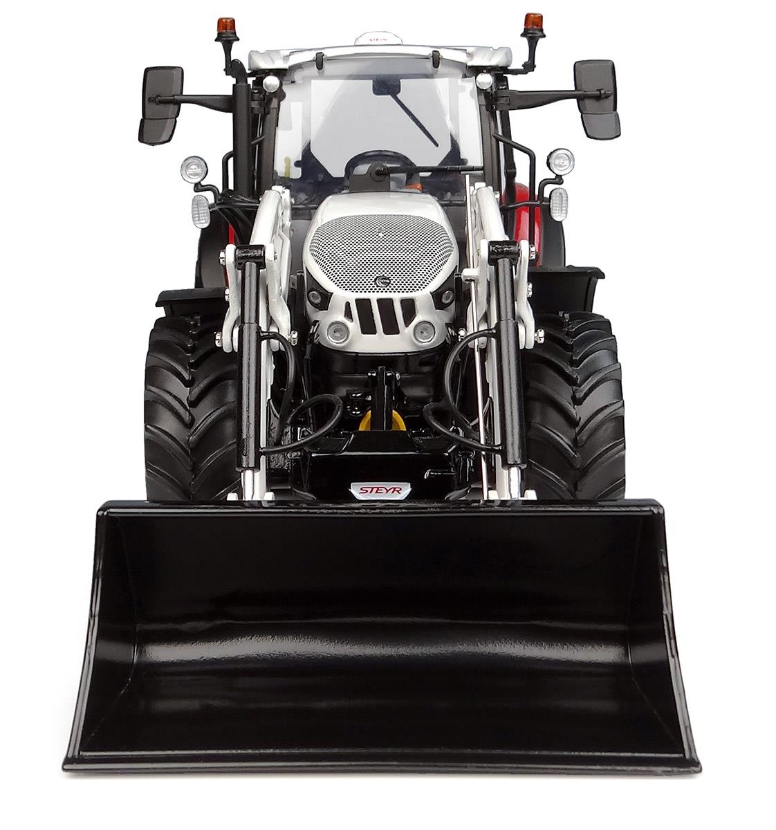 Modell 4120 Plus mit Frontlader