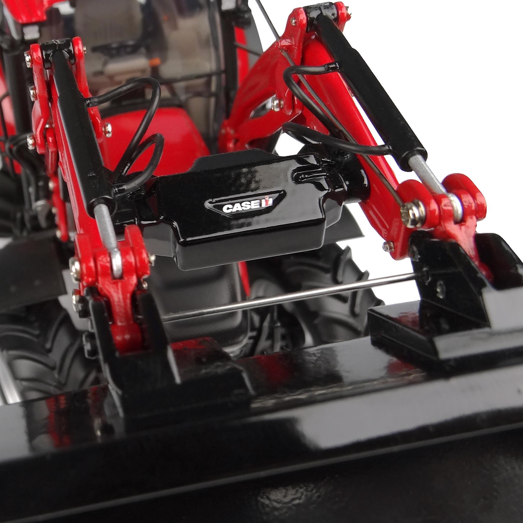 Modell Farmall 120C mit Frontlader